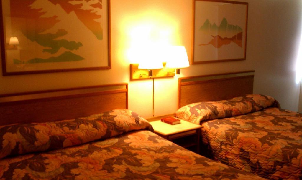 Colorado River Value Inn Bullhead City Habitación foto